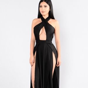 Fashion Nova Black Halter Maxi Dress NWT Size:L